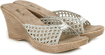 

Inc.5 Women Silver Wedges