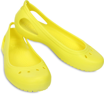 

Crocs Women Yellow Flats