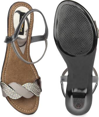 Shezone Women Grey Heels