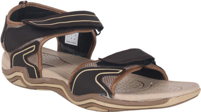 

Danr Men Beige Sandals