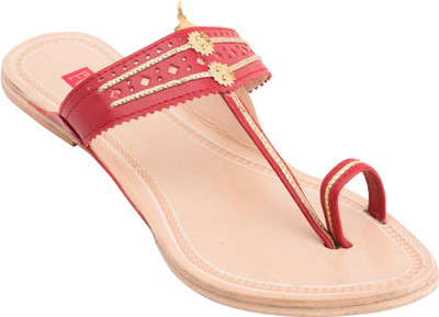 

Footrendz Women Maroon Flats