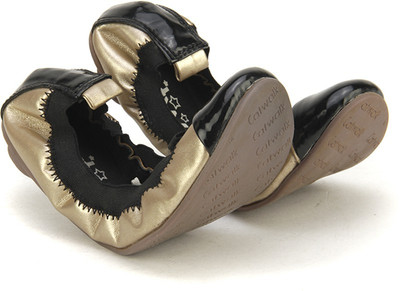

Catwalk Women GOLD Flats
