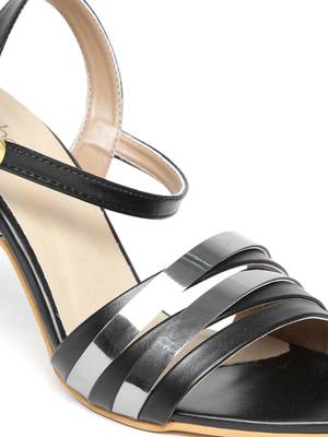 Dressberry Women Black Heels