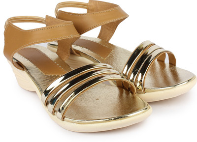 

Bonzer Women Tan Wedges
