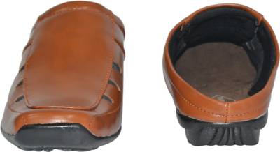 Strive Men Black Sandals