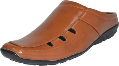 Strive Men Black Sandals