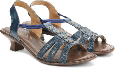 

Catwalk Women BLUE Heels