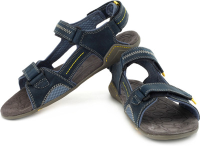 

Clarks Men Navy Nubuck Casual