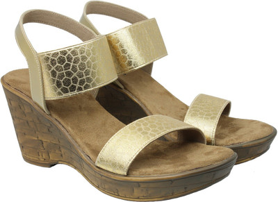 

Inc.5 Women GOLD Wedges