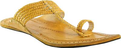 eKolhapuri Men Yellow Sandals