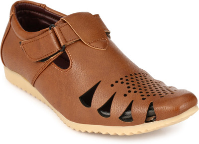 RM Shoppers Men Tan Casual