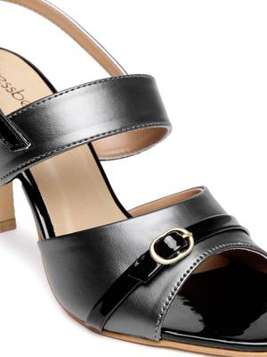 Dressberry Women Black Heels