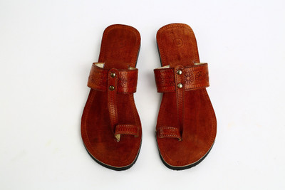 

BAE Women Brown Flats