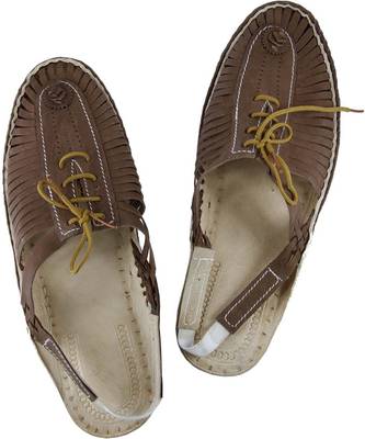 eKolhapuri Men Yellow Sandals