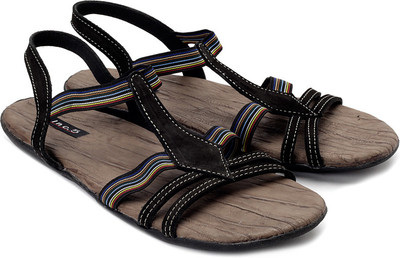 

Inc.5 Women Black Flats