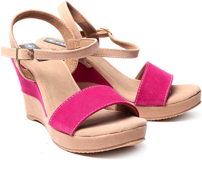 

Nell Women Beige Wedges