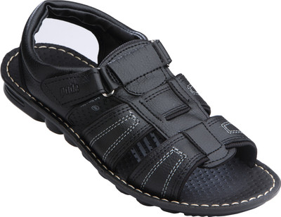 

VKC Men Black Casual