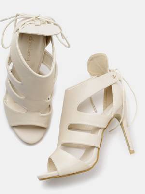 Dressberry Women Black Heels