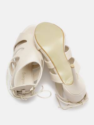 Dressberry Women Black Heels