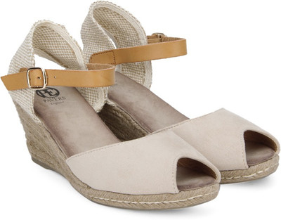 

Pavers England Women BEIGE Flats