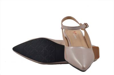 Shuberry Women Champagne Heels