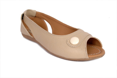

Bora Bora Women Beige Flats