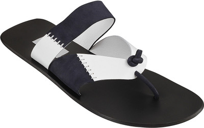 

Mochi Men 56, White/Blue Flats