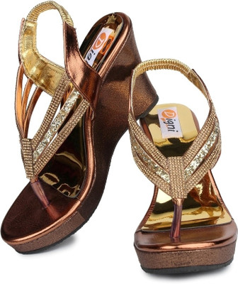 

Digni Women Copper Wedges