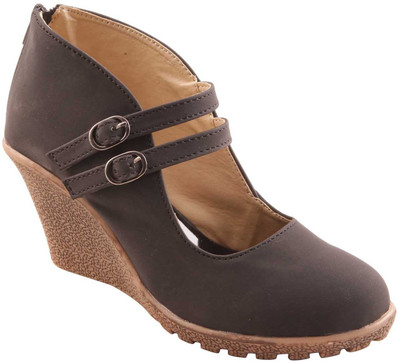 

Adorn Women Black Wedges