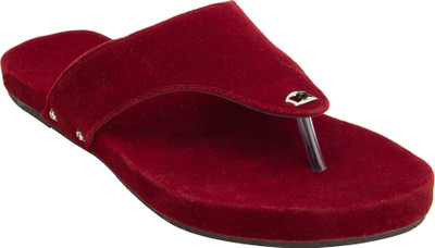 

Footrendz Women Dark red Flats