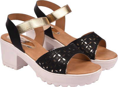 

Jade Women Black Wedges