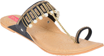 

Footrendz Women Black Flats
