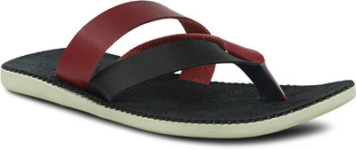 

Get Glamr Men Red Casual