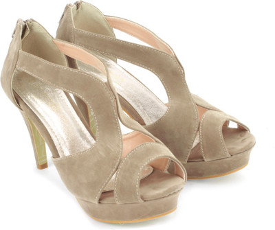 

Tresmode Women Beige Heels