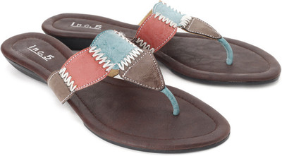 

Inc.5 Women Green Flats