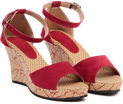 

TEN Women Red Wedges
