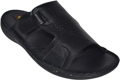 

Strive Men Black Flats