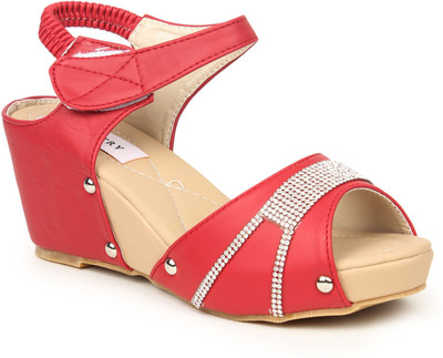 

Pede Milan Women Red Wedges