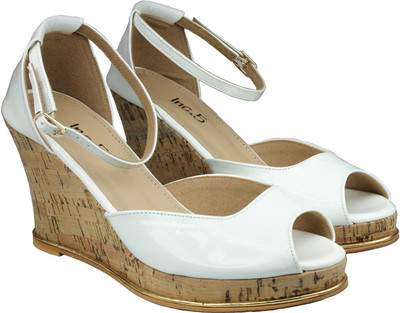 

Inc.5 Women WHITE Wedges