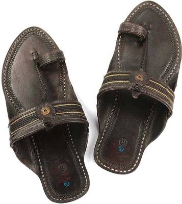 eKolhapuri Men Dark Brown Sandals