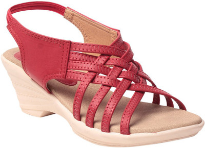 

MSC Women Red Wedges