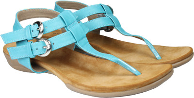 

Inc.5 Women BLUE Flats