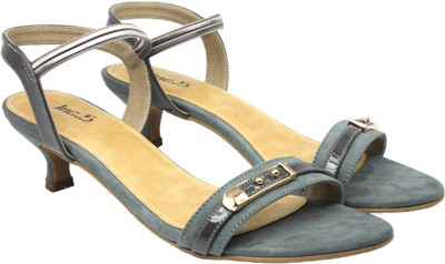 

Inc.5 Women GREY Heels