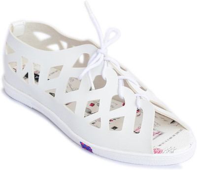 

Myra Women White Flats