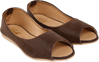 

Jade Women Brown Flats
