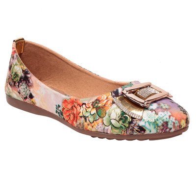 

MSC Women Tan Flats