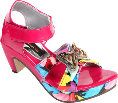 

Trilokani Girls Sports Sandals(Pink