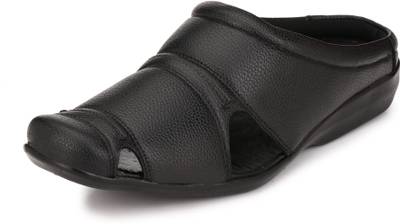 Peponi Men Beige Sandals