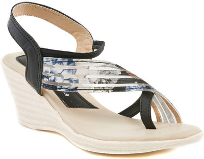 

Dolphin Miles Women Black Wedges