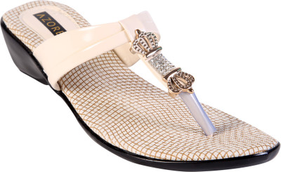 

Azores Women White Wedges